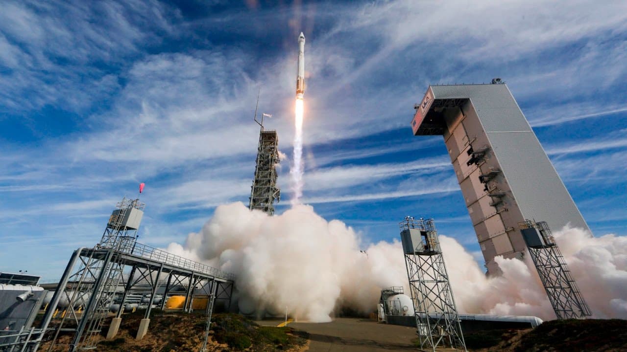 Atlas V WorldView-4 Launch Highlights