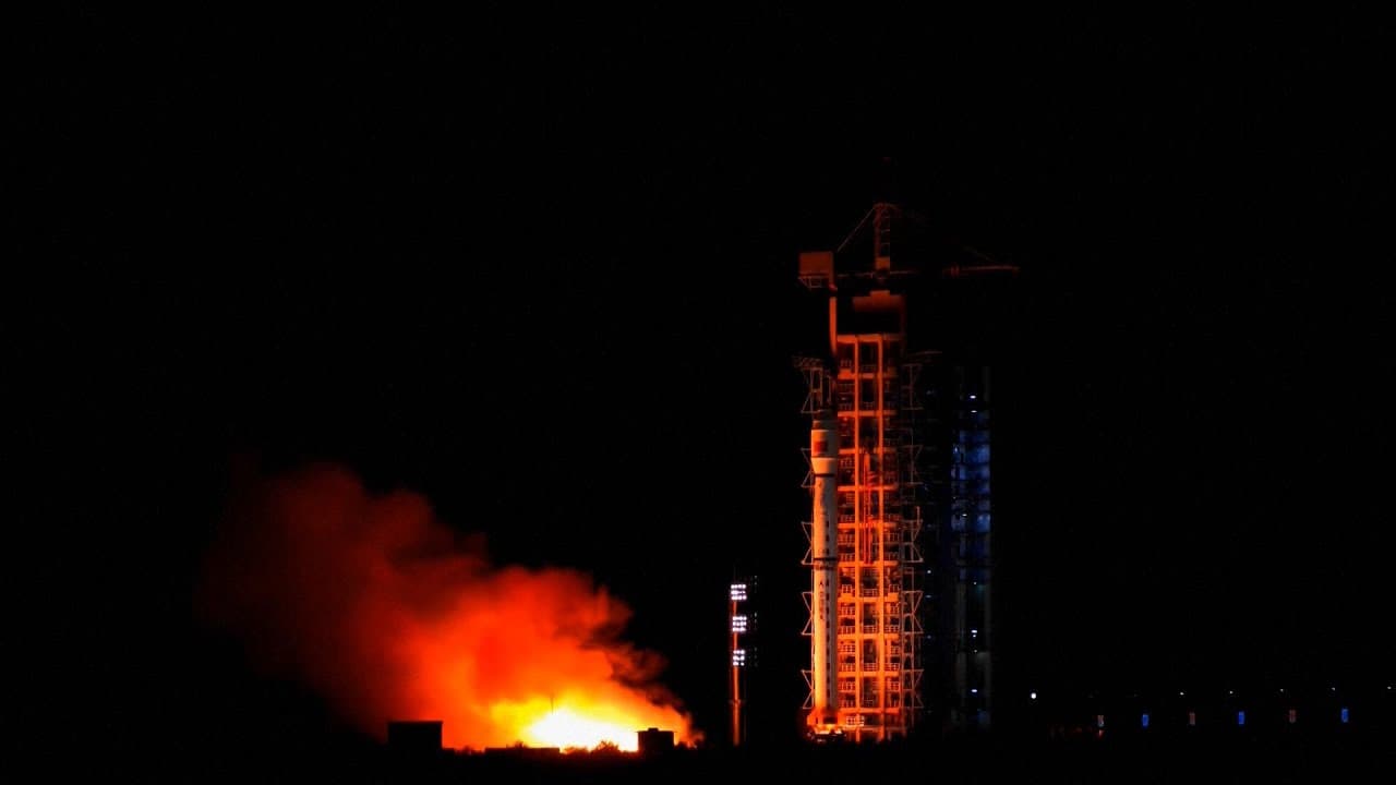 Long March-4C launches Gaofen-12 04